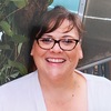  Angela Amos