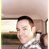  Luis Flores